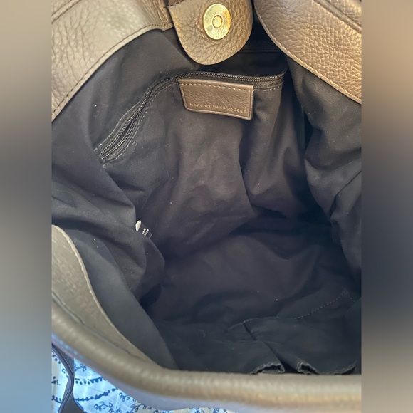 Marc by Marc Jacob’s Hillier Hobo Crossbody Grey EUC - Picture 14 of 14